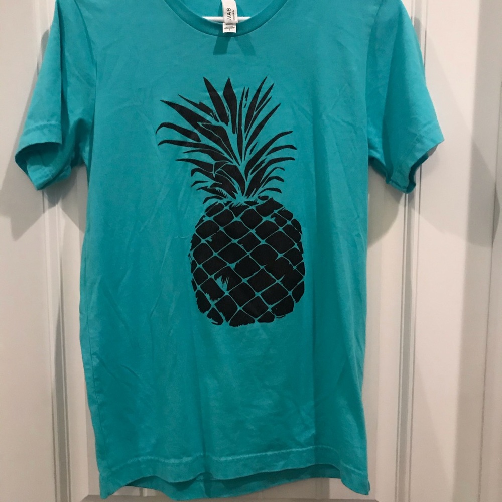 Pineapple Tee! Soft and comfy. Never worn
